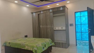 Bedroom Image of 800 Sq.ft 1 RK Independent House for rent in Paschim Vihar New Delhi for Rs. 15541