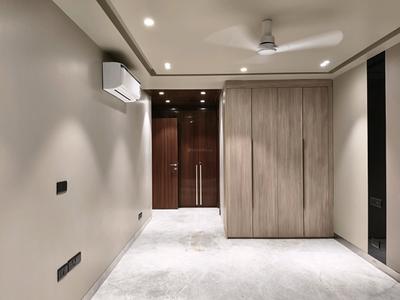 Bedroom Image of 2500 Sq.ft 3 BHK Builder Floor for sale in DLF Phase 4 Gurgaon for Rs. 39000000