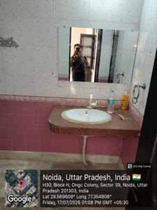 Image of 2100 Sq.ft 3 BHK Builder Floor for rent in Sector 39, Noida for Rs. 50000