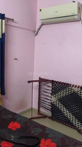 Bedroom Image of 900 Sq.ft 2 BHK Apartment / Flat for rent in Adani Pratham Phase 2, Vaishno Devi Circle Ahmedabad for Rs. 28000