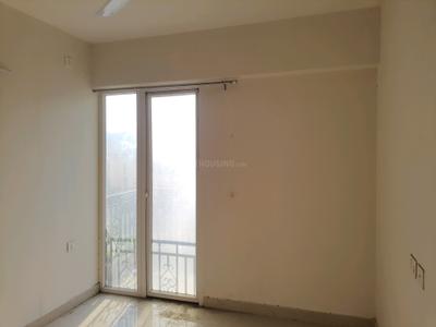 Bedroom Image of 740 Sq.ft 3 BHK Apartment / Flat for sale in Signature Global Golf Green, Sector 79 Gurgaon for Rs. 7150000