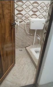 Bathroom Image of 1200 Sq.ft 3 BHK Builder Floor for rent in Jhusi Allahabad for Rs. 11000