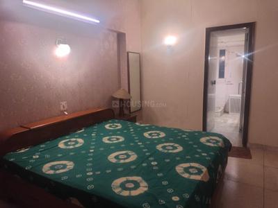 Bedroom Image of 700 Sq.ft 1 BHK Builder Floor for rent in Defence Colony New Delhi for Rs. 60000