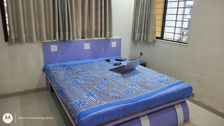 garden view campus Bedroom 1