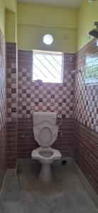 Bathroom Image of 1050 Sq.ft 2 BHK Apartment / Flat for rent in Mahaprabhu Jharna Apartment, Benachity Durgapur for Rs. 16000
