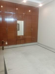 Bedroom Image of 1440 Sq.ft 3 BHK Builder Floor for rent in East Of Kailash New Delhi for Rs. 75000