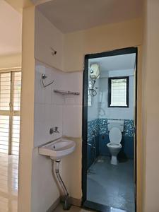 Passage Image of 550 Sq.ft 1 BHK Builder Floor for rent in Kharadi Pune for Rs. 15000
