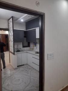 Kitchen Image of 1100 Sq.ft 2 BHK Builder Floor for rent in Preet Vihar New Delhi for Rs. 25000