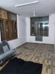 Bedroom Image of 1150 Sq.ft 2.5 BHK Apartment / Flat for sale in DDA SFS, Sarita Vihar New Delhi for Rs. 19900000