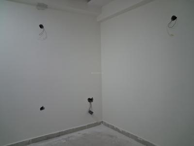 Bedroom Image of 1050 Sq.ft 2 BHK Apartment / Flat for sale in Sector 73 Noida for Rs. 3800000