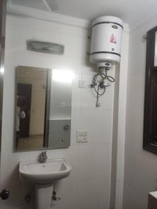 Bathroom Image of 1500 Sq.ft 3 BHK Builder Floor for sale in East Of Kailash New Delhi for Rs. 28000000