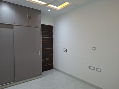Bedroom Image of 1440 Sq.ft 3 BHK Builder Floor for sale in Rajouri Garden New Delhi for Rs. 27500000