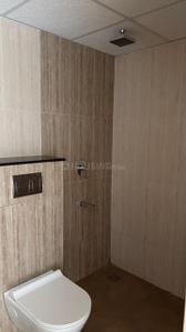 Bathroom Image of 1200 Sq.ft 3 BHK Apartment / Flat for rent in DRA Trinity, Thoraipakkam Chennai for Rs. 58000