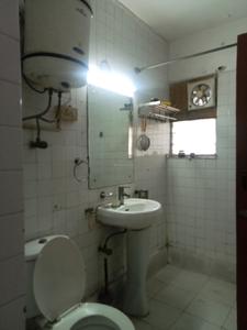 Bedroom Two Image of 2200 Sq.ft 3 BHK Apartment / Flat for rent in DDA Sector Pocket B C, Vasant Kunj New Delhi for Rs. 70000