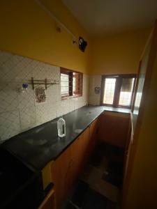 Kitchen Image of 1200 Sq.ft 2 BHK Builder Floor for rent in Oragadam Ambattur Chennai for Rs. 12000
