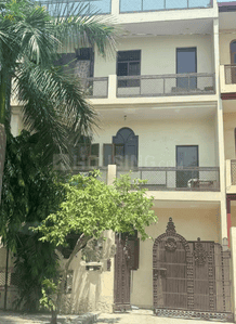 Image of 1000 Sq.ft 6 BHK Independent House for sale in Alpha I, Greater Noida for Rs. 28500000