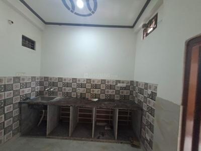 Kitchen Image of 450 Sq.ft 1 RK Apartment / Flat for rent in Sector 62A Noida for Rs. 13500