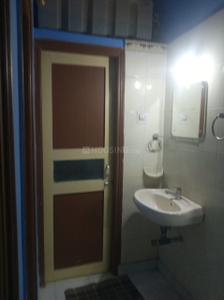 Bathroom Image of 1000 Sq.ft 2 BHK Apartment / Flat for rent in Porvorim Goa for Rs. 22000