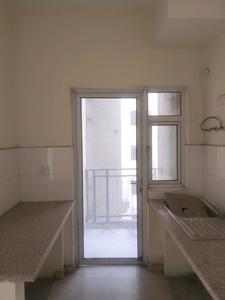 Kitchen Image of 1650 Sq.ft 3 BHK Apartment / Flat for rent in DLF Capital Greens, Karampura New Delhi for Rs. 55000