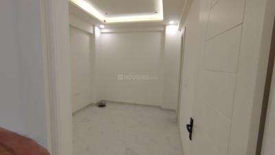 Bedroom Image of 2250 Sq.ft 4 BHK Builder Floor for sale in Sector 104 Noida for Rs. 8500000