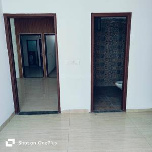 Bedroom Image of 1350 Sq.ft 3 BHK Builder Floor for sale in Crystal Homes Phase II, Dhakoli Zirakpur for Rs. 6490000