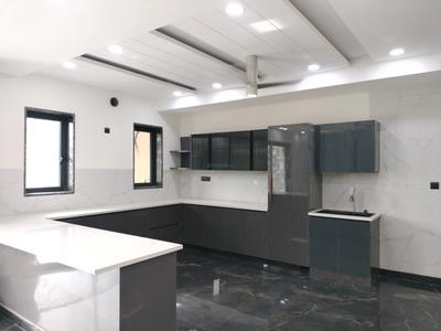 Kitchen Image of 4500 Sq.ft 4 BHK Builder Floor for sale in TDI The Retreat, Sector 89 Faridabad for Rs. 39500000