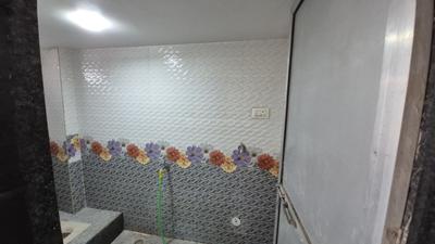 Bathroom Image of 300 Sq.ft 1 RK Independent House for rent in Barfani Dham Indore for Rs. 13000
