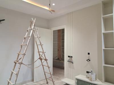Bedroom Image of 1800 Sq.ft 3 BHK Builder Floor for sale in Paschim Vihar New Delhi for Rs. 36500000