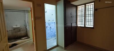 Bedroom Image of 950 Sq.ft 2 BHK Builder Floor for rent in Meenakshi Nagar Madurai for Rs. 14000