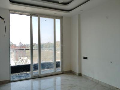 Bedroom Image of 1350 Sq.ft 3 BHK Apartment / Flat for sale in Satbari New Delhi for Rs. 12000000
