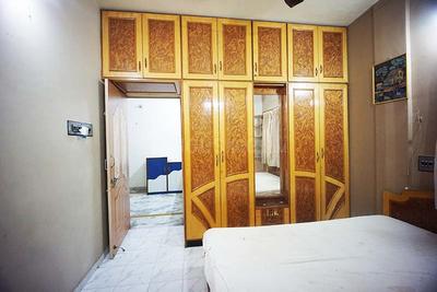 Bedroom Image of 2025 Sq.ft 4 BHK Apartment / Flat for sale in Maninagar Ahmedabad for Rs. 11800000
