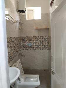 Bathroom Image of 500 Sq.ft 1 BHK Studio for rent in Financial District Hyderabad for Rs. 25500