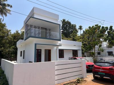 Image of 1500 Sq.ft 3 BHK Villa for sale in Angamaly, Kochi for Rs. 5800000