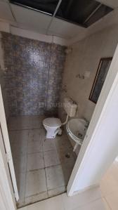 Bathroom Image of 900 Sq.ft 2 BHK Apartment / Flat for sale in Signature Global The Millennia, Sector 37D Gurgaon for Rs. 6850000