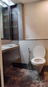 Bathroom Image of 671 Sq.ft 1 RK Apartment / Flat for sale in Assotech Cabana, Indirapuram Ghaziabad for Rs. 7595000