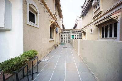 Balcony Image of 2250 Sq.ft 4 BHK Independent House for sale in Thaltej Ahmedabad for Rs. 44900000