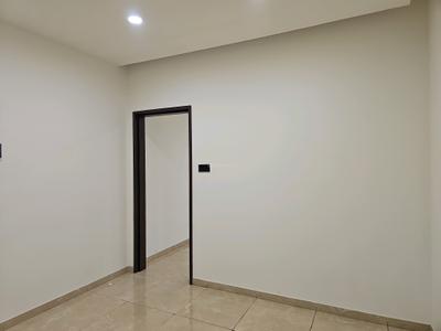 3.5 BHK Flat