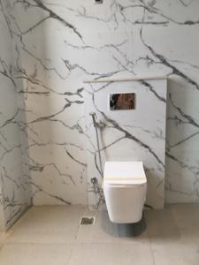 Common Bathroom Image of 745 Sq.ft 2.5 BHK Apartment / Flat for sale in GLS Avenue 81, Sector 81 Gurgaon for Rs. 9000000