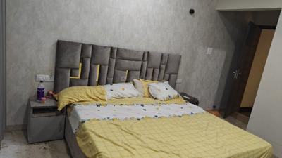 Bedroom Image of 2000 Sq.ft 3 BHK Independent House for rent in Nipania Indore for Rs. 40000