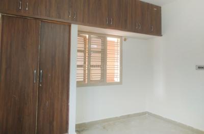 Bedroom Image of 900 Sq.ft 2 BHK Apartment / Flat for rent in K R Puram Bengaluru for Rs. 19000