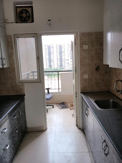 Emaar Palm Heights Main Image 1