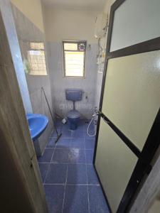 Bathroom Image of 1400 Sq.ft 3 BHK Apartment / Flat for rent in Vile Parle East Mumbai for Rs. 130000