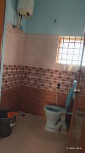 Bathroom Image of 800 Sq.ft 1 BHK Independent House for rent in Varthur Bengaluru for Rs. 12000