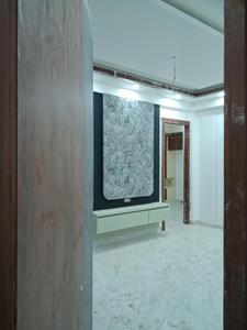 Main Entrance Image of 1450 Sq.ft 3 BHK Apartment / Flat for sale in RN Metro Heights, Sector 72 Noida for Rs. 5800000