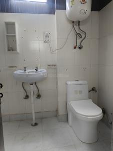 Image of 2400 Sq.ft 4 BHK Apartment / Flat for sale in Bathal apartment, Patparganj, New Delhi for Rs. 34500000