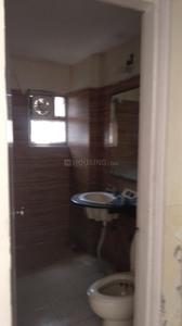 Bathroom Image of 1545 Sq.ft 3 BHK Apartment / Flat for sale in Niho Saffron Scottish Garden, Indirapuram Ghaziabad for Rs. 14200000