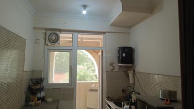 Kitchen Image of 1180 Sq.ft 2.5 BHK Apartment / Flat for sale in Amrapali Silicon City, Sector 76 Noida for Rs. 11800000