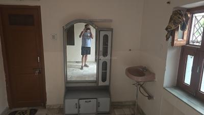 Bedroom Image of 700 Sq.ft 2 BHK Builder Floor for rent in Basni Jodhpur for Rs. 11000