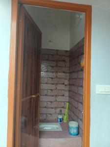 Bathroom Image of 1500 Sq.ft 4.5 BHK Duplex for sale in Raipur Dehradun for Rs. 5200000