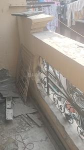 Balcony Image of 540 Sq.ft 2 BHK Builder Floor for sale in Laxmi Nagar New Delhi for Rs. 3000000